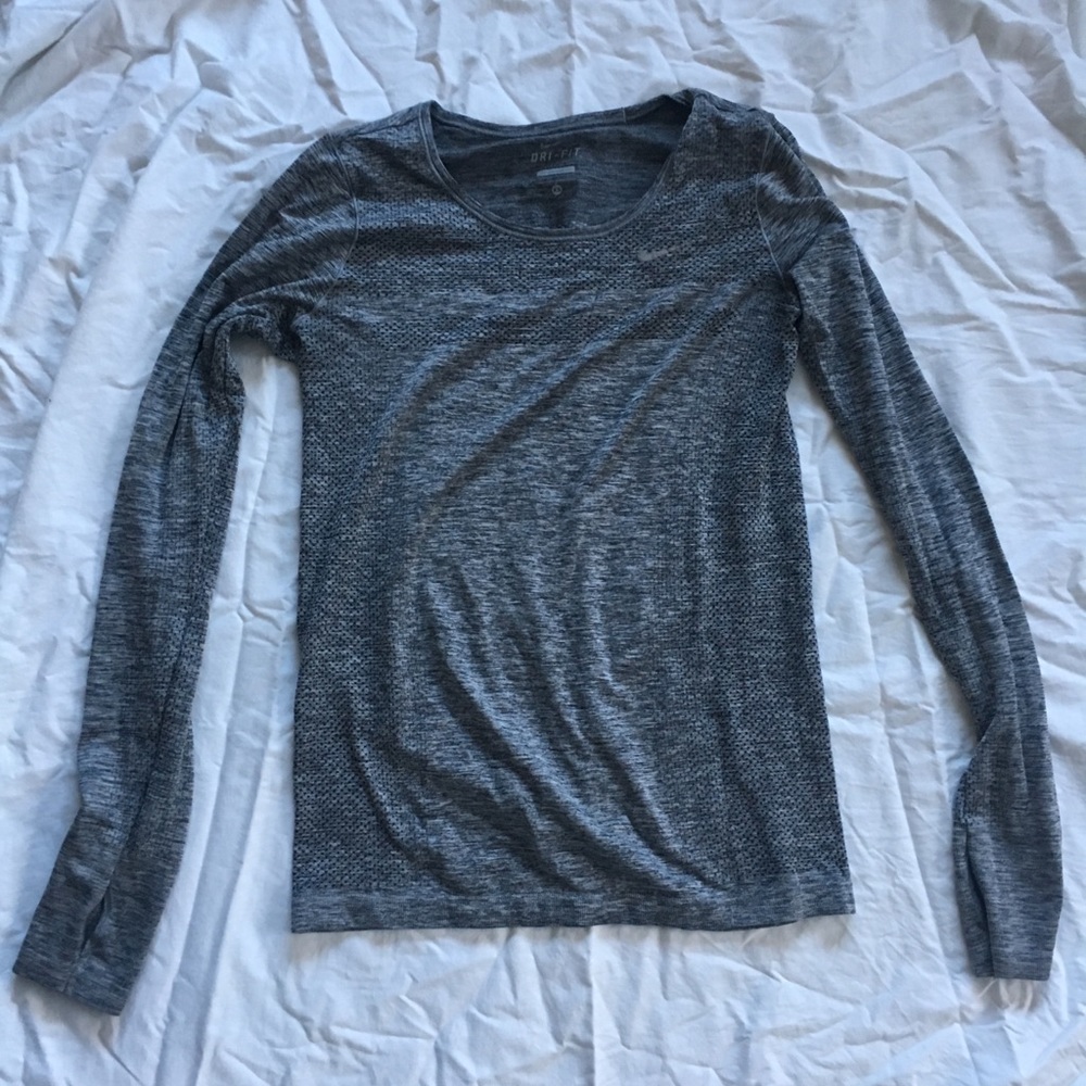 Nike long sleeve workout top gray xs